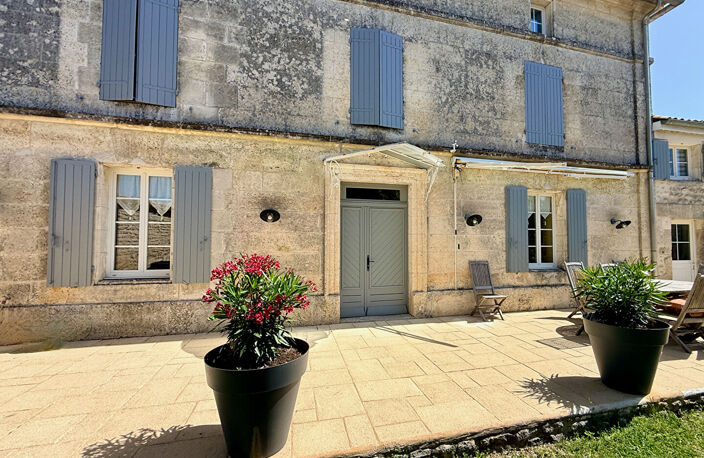 Maison  Charentaise à Fleac 11 pièce(s) 308 m² — photo 3