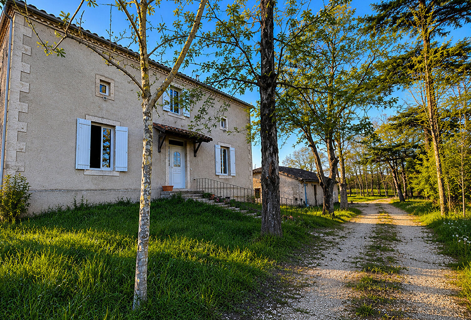 Maison de campagne avec grange en pierre à proximité de Monflanquin — photo 1