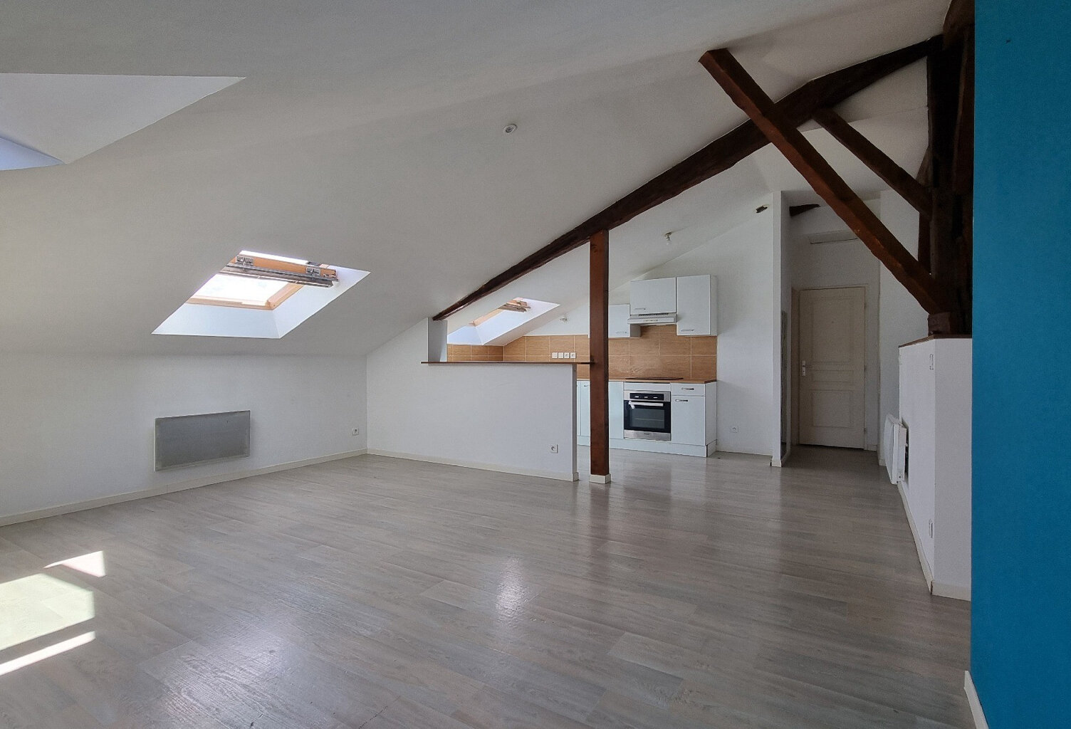 A vendre appartement T3 plein de charme à MEES — photo 1