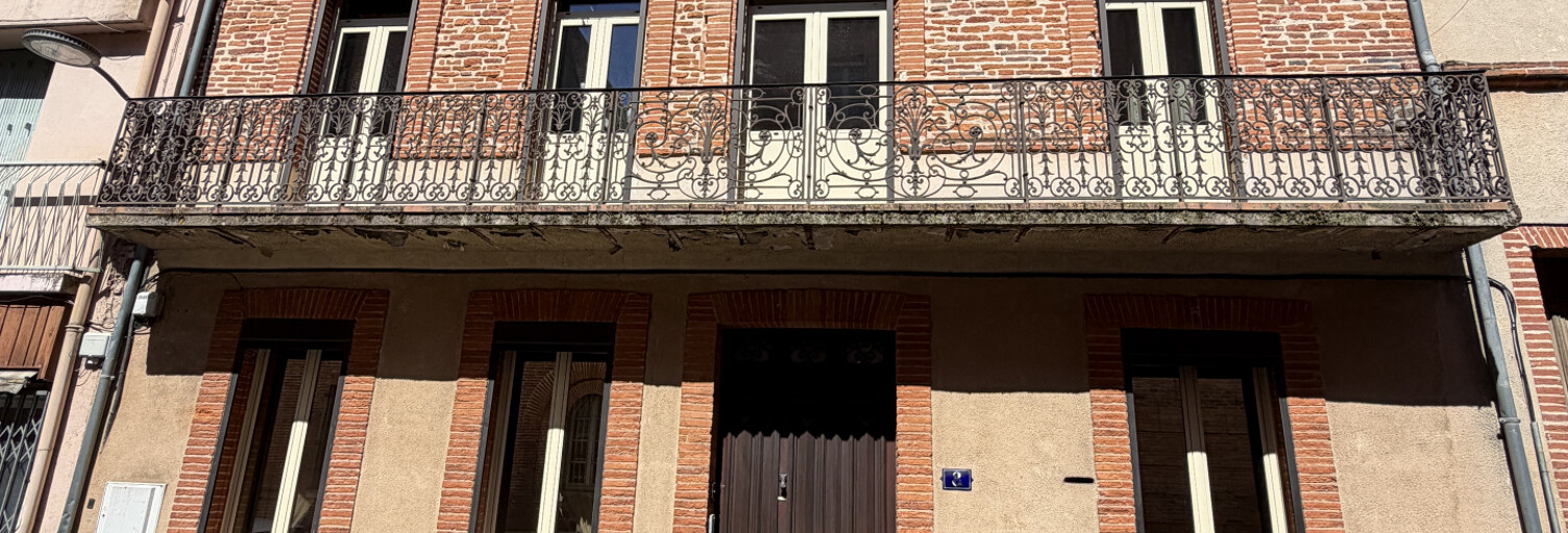 Maison 8 Pièces 323 m² à vendre à Castelsarrasin (82100)