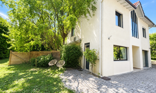 Maison 8 Pièces 250 m² à vendre à Écully (69130)