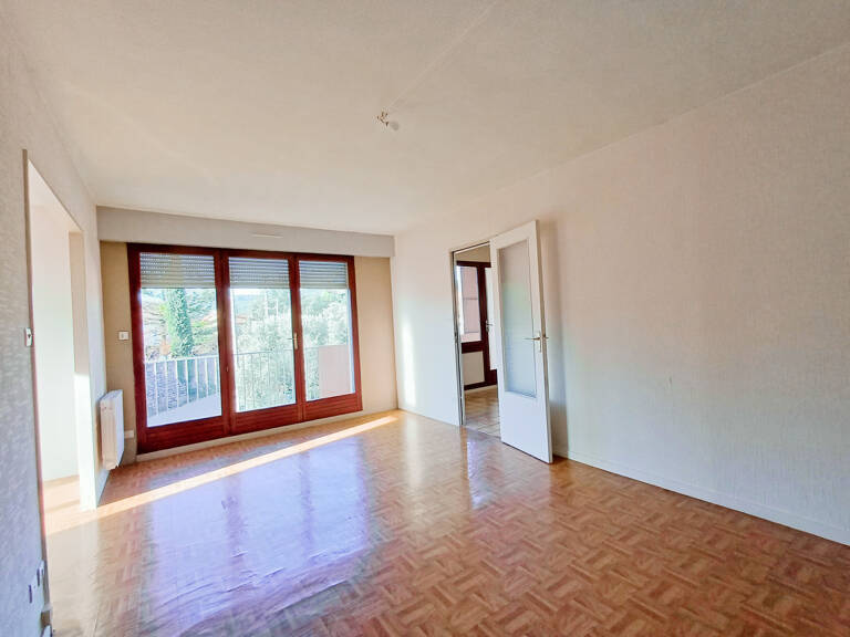 AUBENAS - APPARTEMENT 3 PIECES 71m2 — photo 1