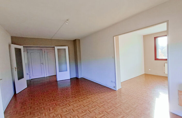 AUBENAS - APPARTEMENT 3 PIECES 71m2 — photo 5