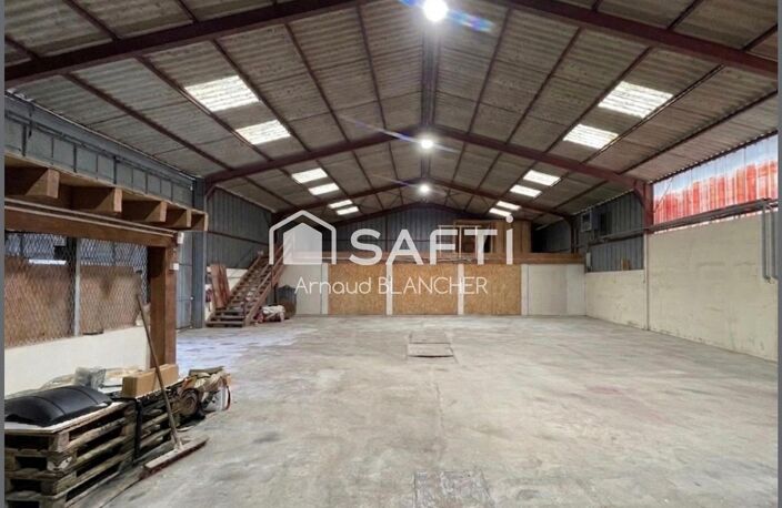 Bâtiment commercial sur commune du Grand Angoulême Sud — photo 2