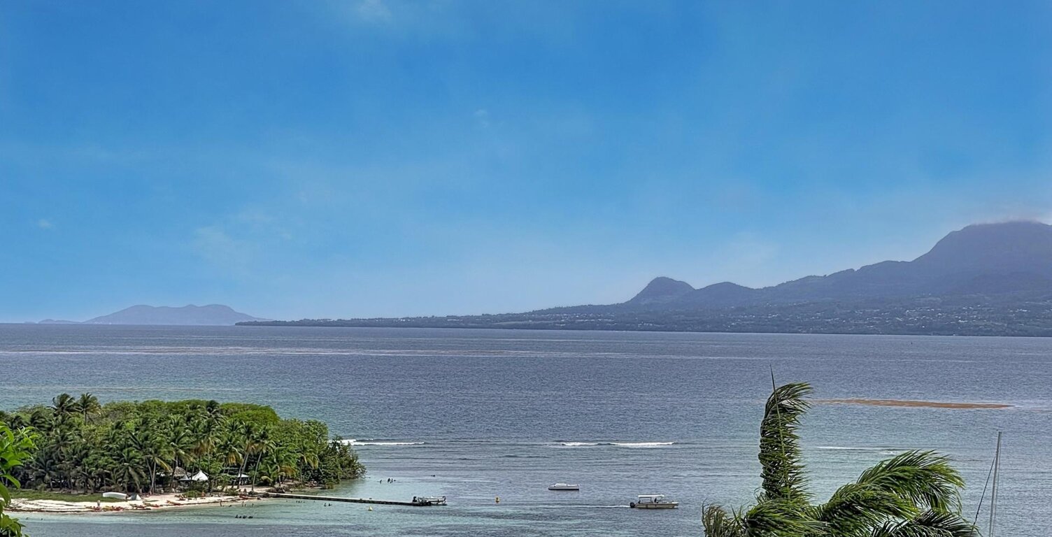 T3 Terrasse vue mer panoramique coeur de Gosier — photo 1