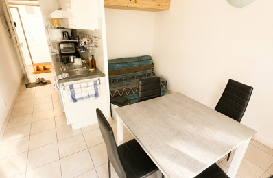 Appartement T1 Bis rénové avec balcon et parking privatif à — photo du bien