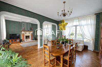 Maison familiale au vert avec parc et rivière — photo du bien