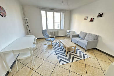 Appartement 3 pièces 950 €