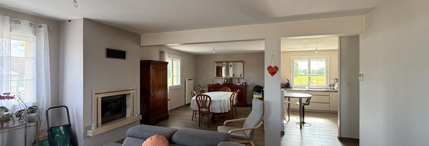 Maison 5 Pièces 152 m² à vendre à Saint-Ennemond (03400)