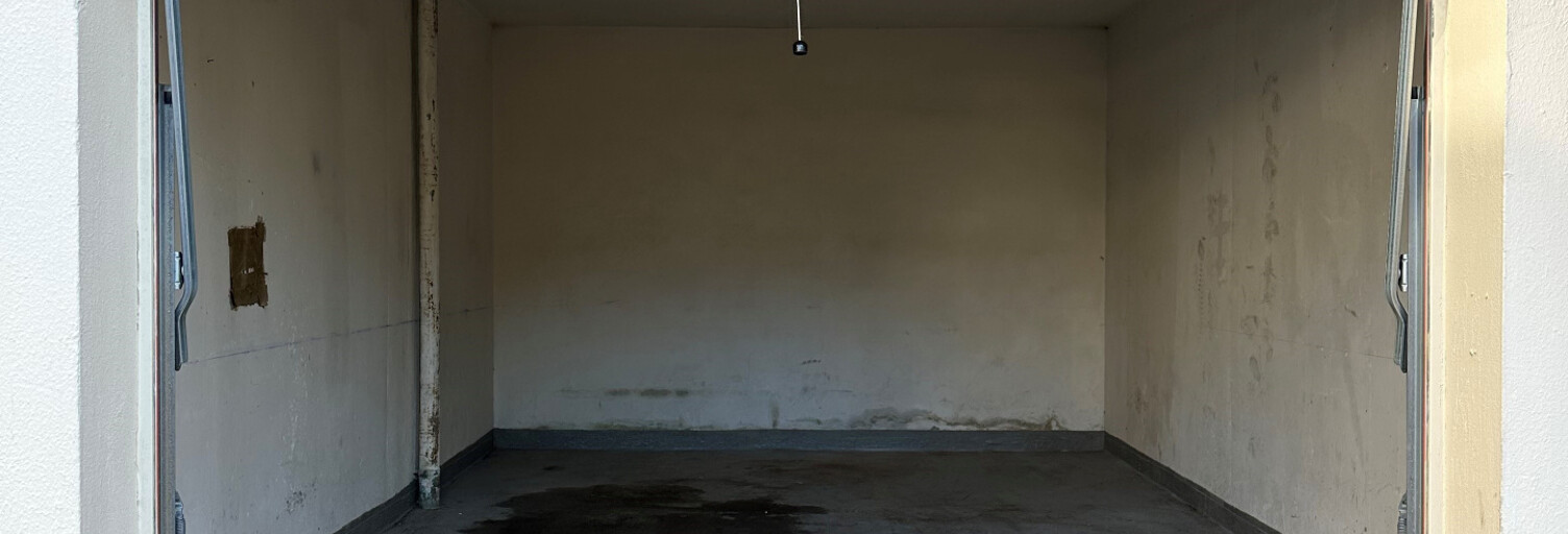 Garage  17 m² à louer à Toulon (83000)