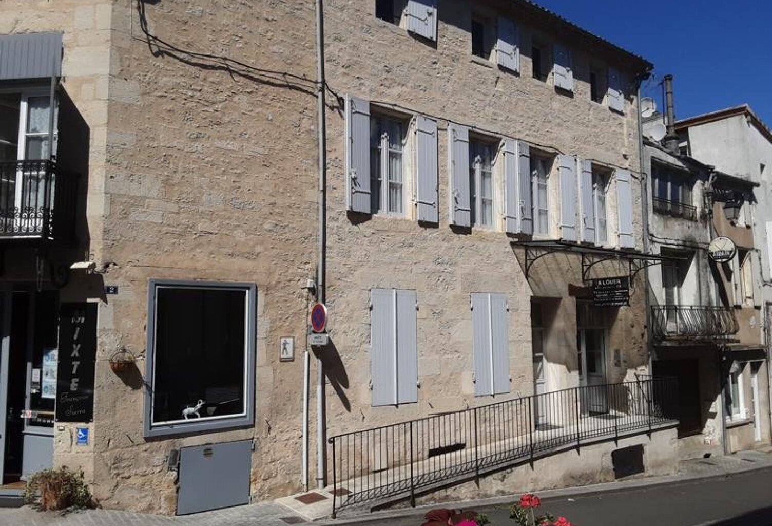 Vente immeuble   Monségur (33580) — photo 1