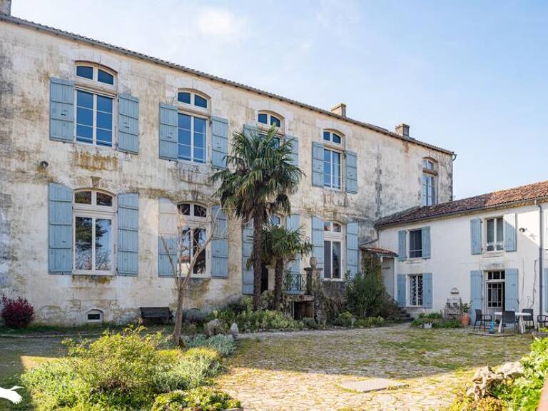 Maison 31 pièces 1075 m² — photo 1