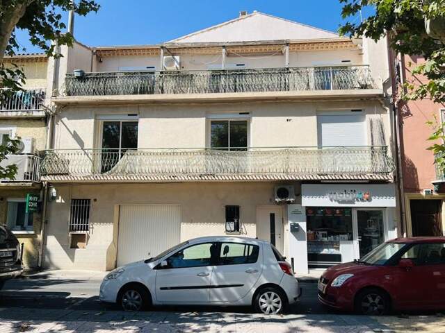 Maison de ville de 6 pièces principales — photo du bien
