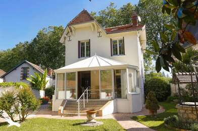 Maison 4 pièces 548999 €