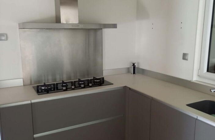 Vente Maison/villa 5 pièces — photo 2