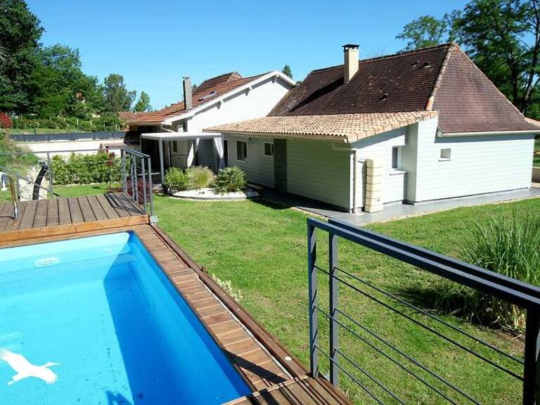 Ferme (tte) de 6 pièces principales — photo 1