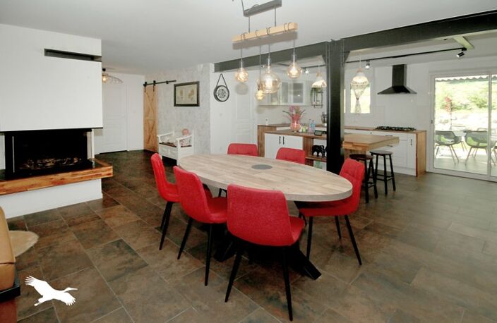 Ferme (tte) de 6 pièces principales — photo 2