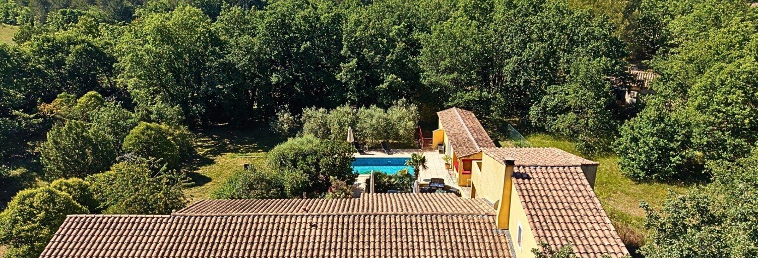 Maison 8 Pièces 183 m² à vendre à La Verdière (83560)
