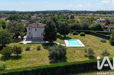 Maison 9 pièces 530000 €