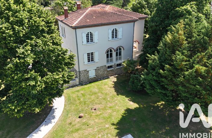 Vente Maison/villa 9 pièces — photo 4