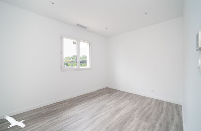 Contemporaine de 4 pièces principales — photo 5