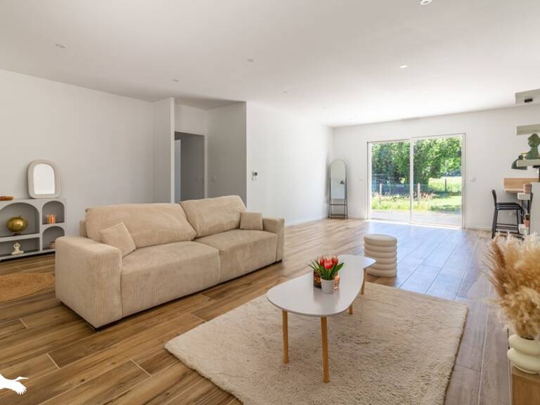 Contemporaine de 5 pièces principales — photo 1