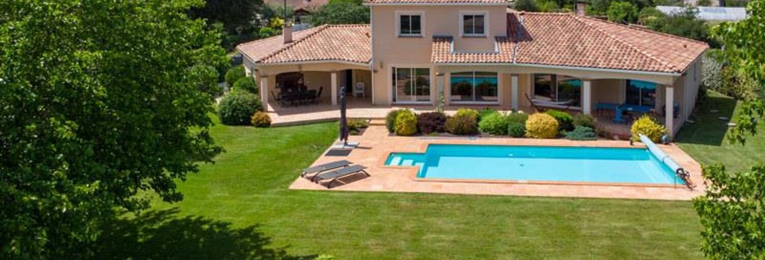 Maison 7 Pièces 209 m² à vendre à Carbonne (31390)