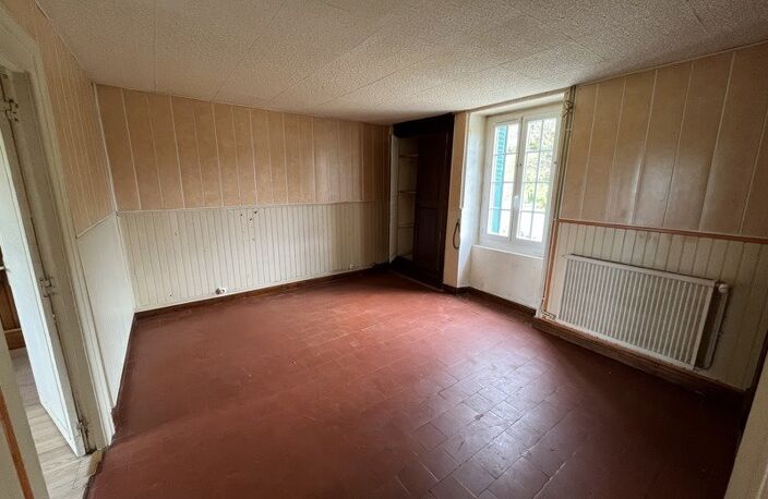 Maison en pierre de 5 pièces principales — photo 2