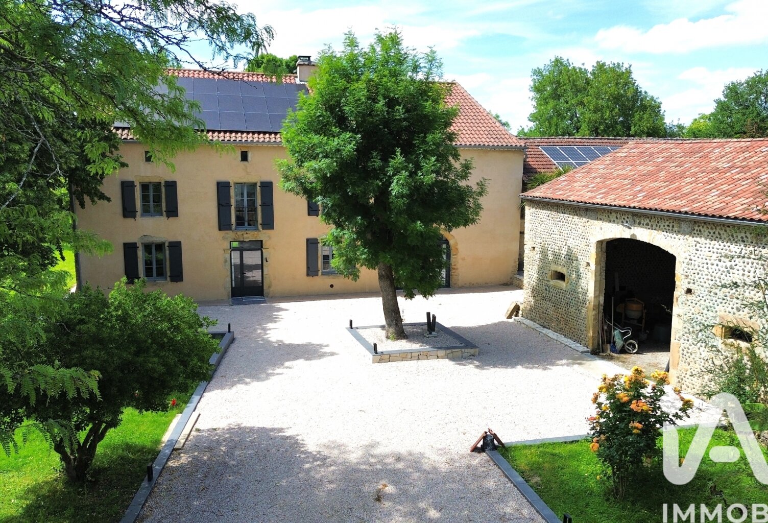 Vente Maison/villa 9 pièces — photo 1