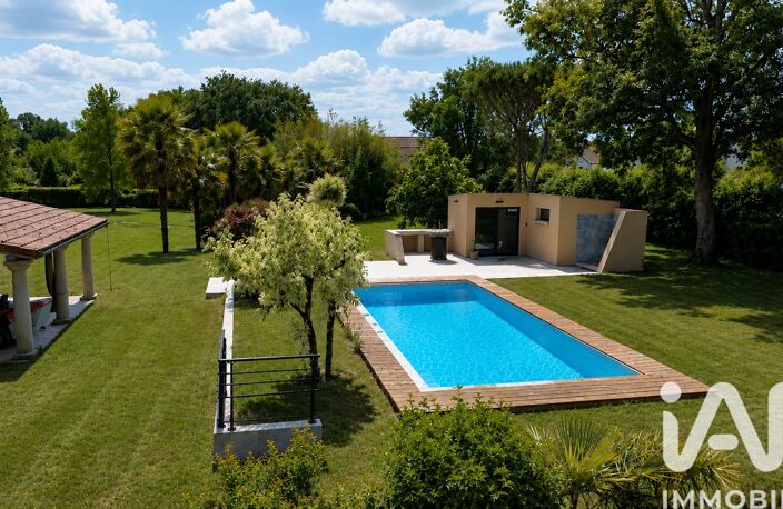 Vente Maison/villa 9 pièces — photo 3