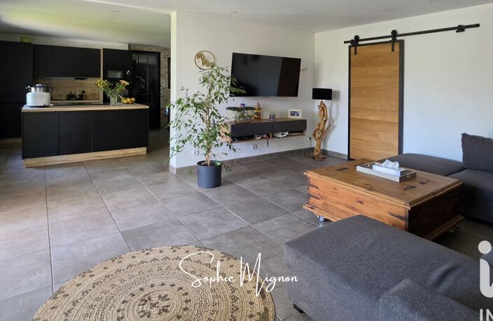 Vente Maison/villa 4 pièces — photo 2