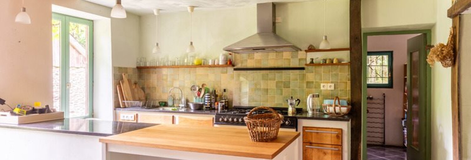 Maison 6 Pièces 135 m² à vendre à Les Trois-Saints (19140)