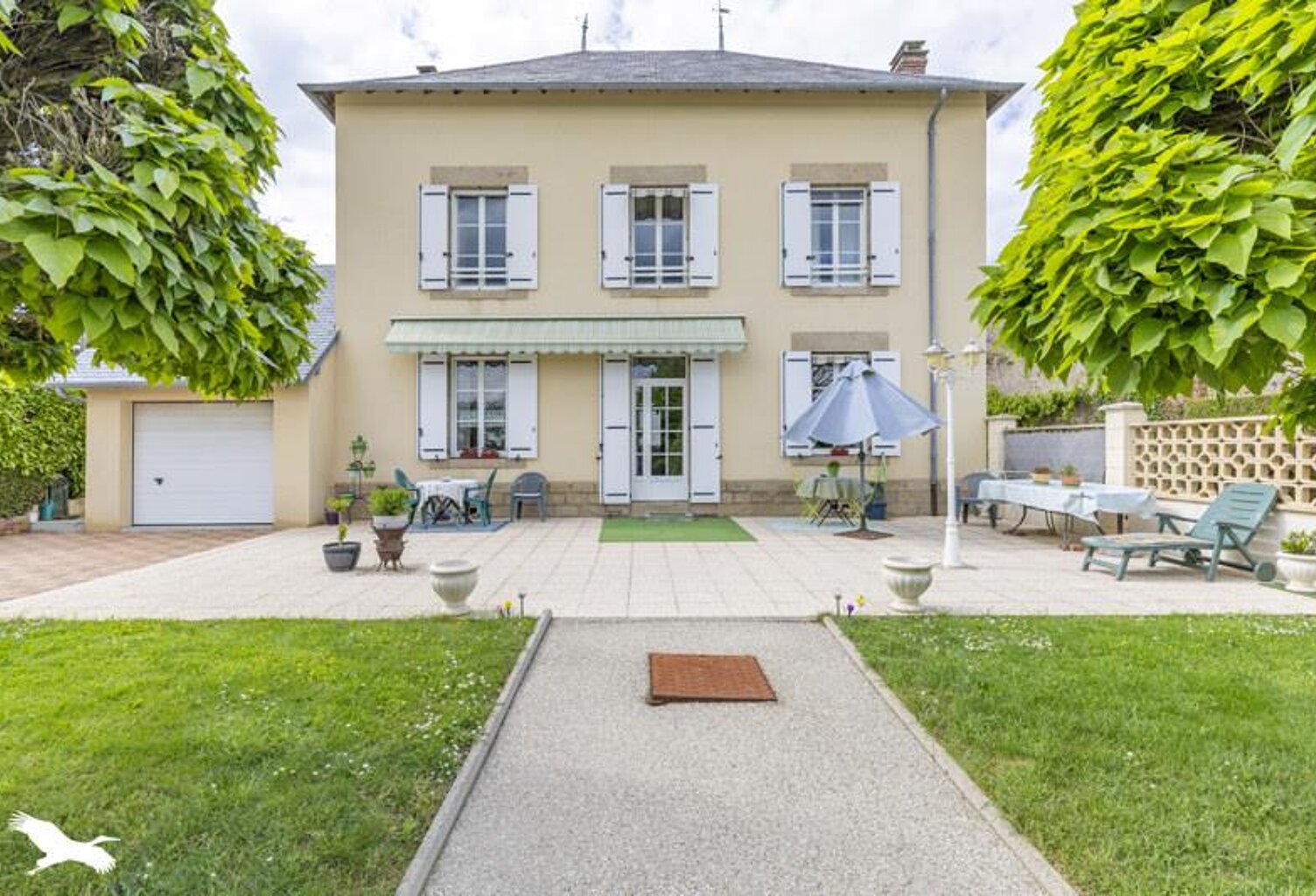 Maison en pierre de 6 pièces principales — photo 1