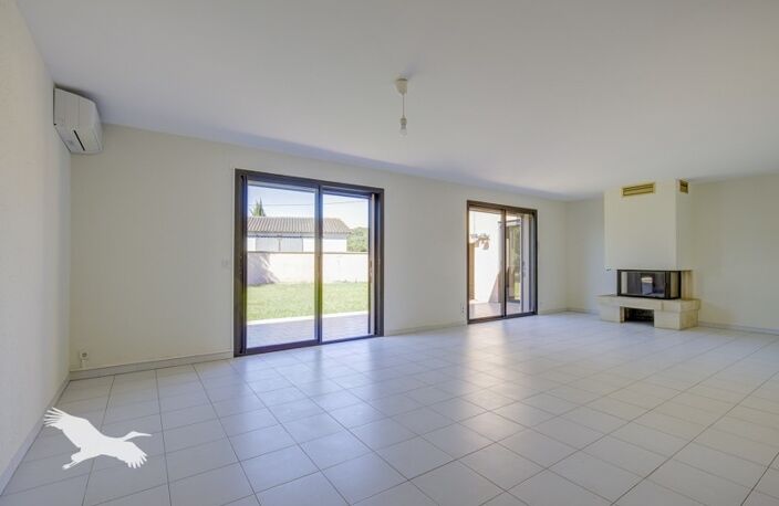 Pavillon de 8 pièces principales — photo 2