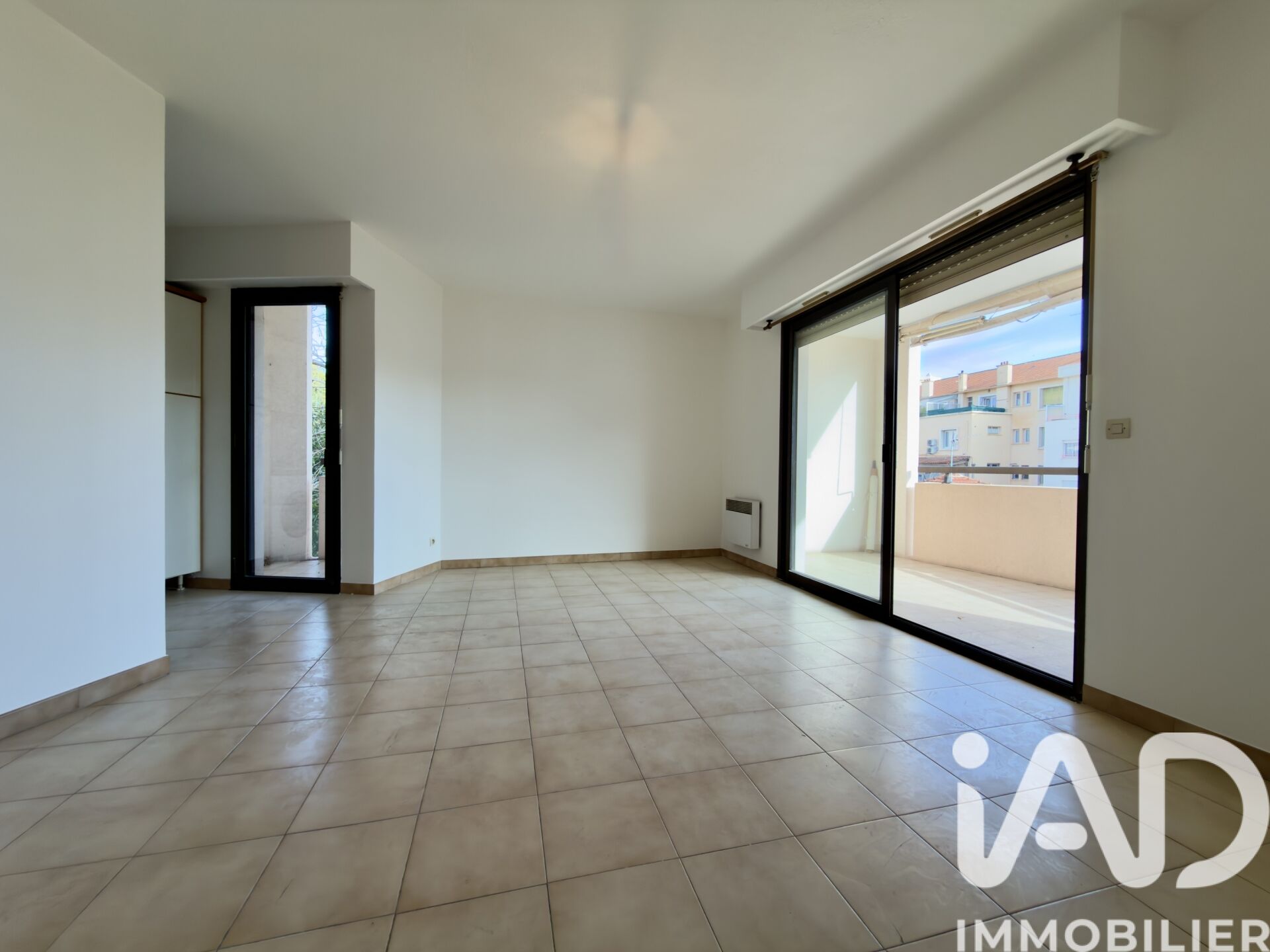 Location Appartement 2 pièces - Photo 2