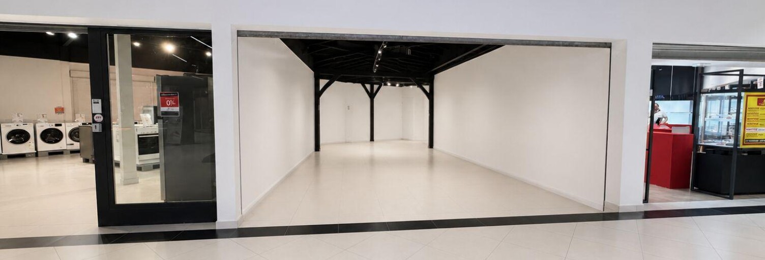 Commerce  77 m² à louer à Gujan-Mestras (33470)