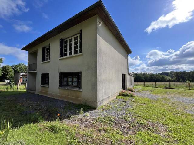 Maison de bourg de 5 pièces principales — photo du bien