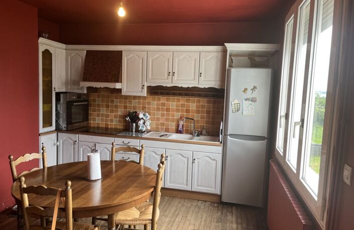 Vente maison 4 pièces 104 m² Plévin (22340) — photo 2