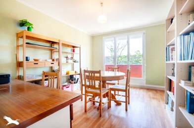 Appartement 4 pièces 148400 €