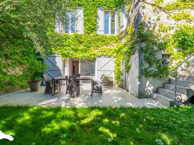 Maison en pierre de 5 pièces principales — photo du bien