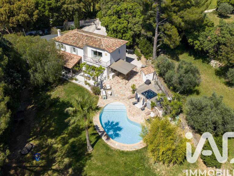 Vente Maison/villa 7 pièces — photo 1