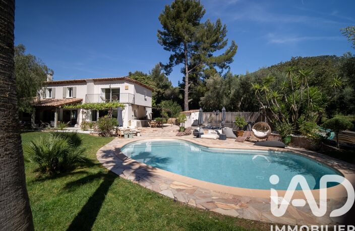 Vente Maison/villa 7 pièces — photo 2