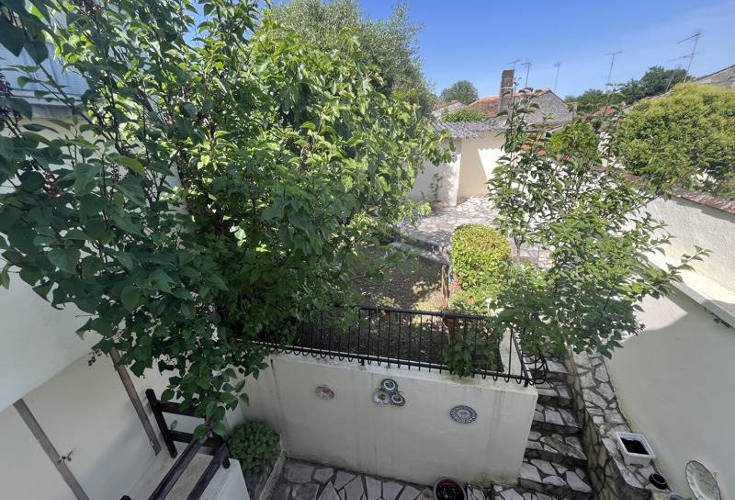 Maison de ville de 1 pièces principales — photo 1