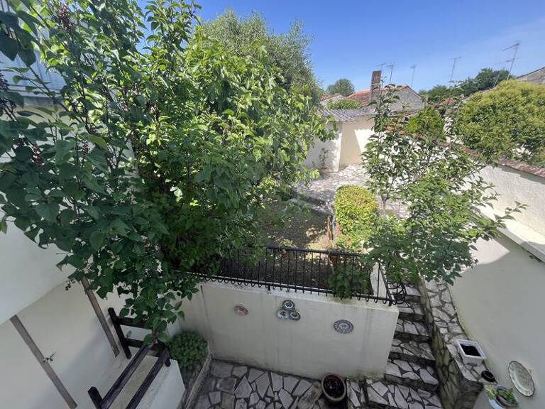 Maison de ville de 1 pièces principales — photo 1