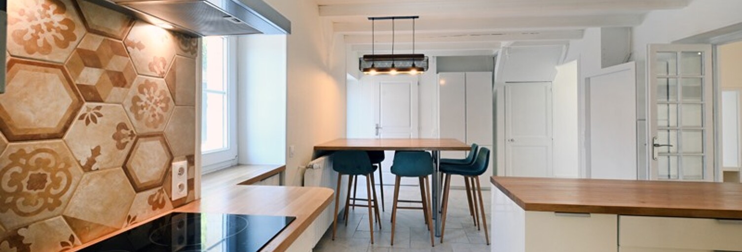Maison 8 Pièces 255 m² à vendre à Cognac (16100)