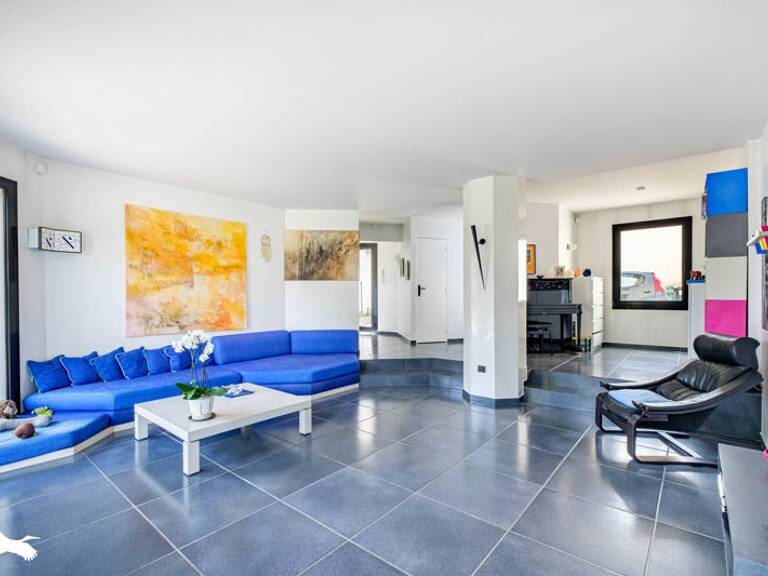 Villa de 5 pièces principales — photo 1