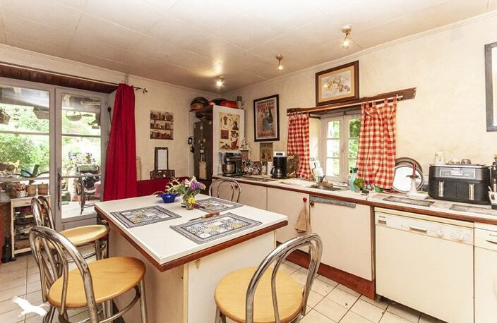 Maison en pierre de 9 pièces principales — photo 5
