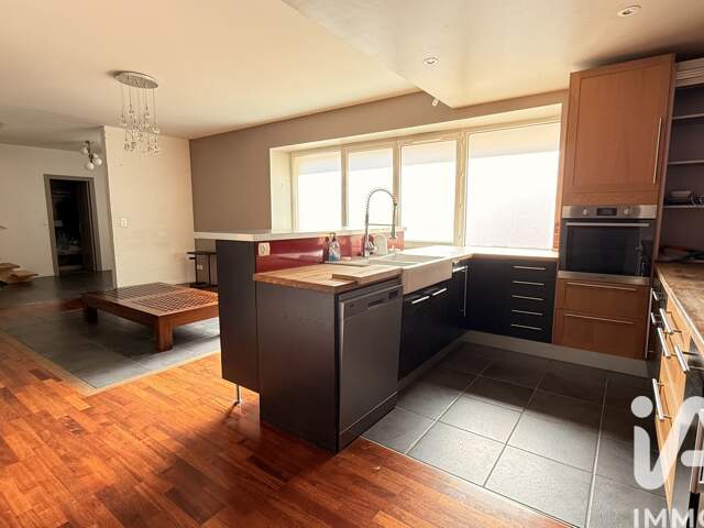 Vente Maison traditionnelle 9 pièces — photo du bien