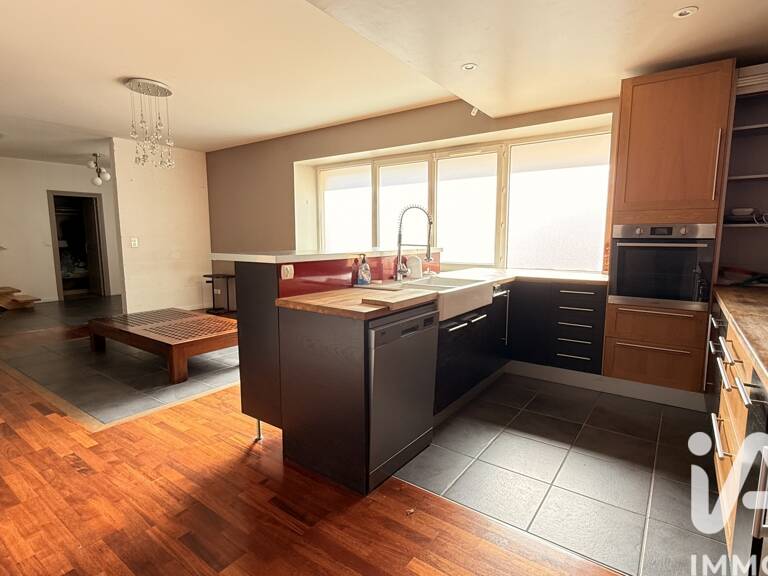 Vente Maison traditionnelle 9 pièces — photo 1