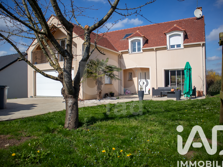 Vente Maison/villa 8 pièces — photo 1